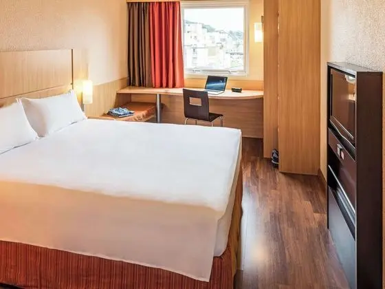 Ibis Blumenau