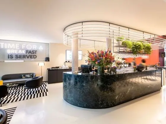 Ibis Brussels Centre Châtelain - Dış Mekan