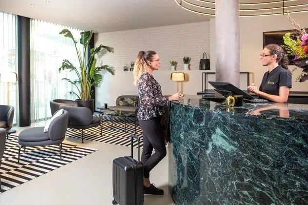 Ibis Brussels Centre Châtelain - Lobi