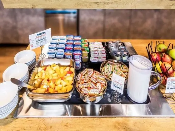 ibis budget Caen Hérouville - Yerinde Yemek