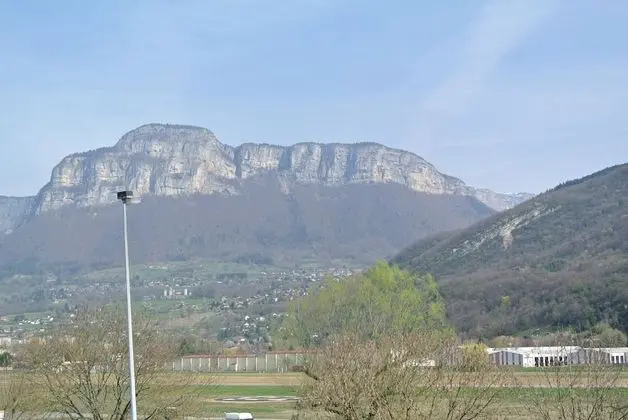 ibis budget Chambéry Sud Challes les Eaux - Dış Mekan