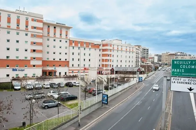 ibis budget Courbevoie Paris la Defense 1 - Dış Mekan