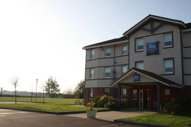 Ibis Budget Coutances - 1