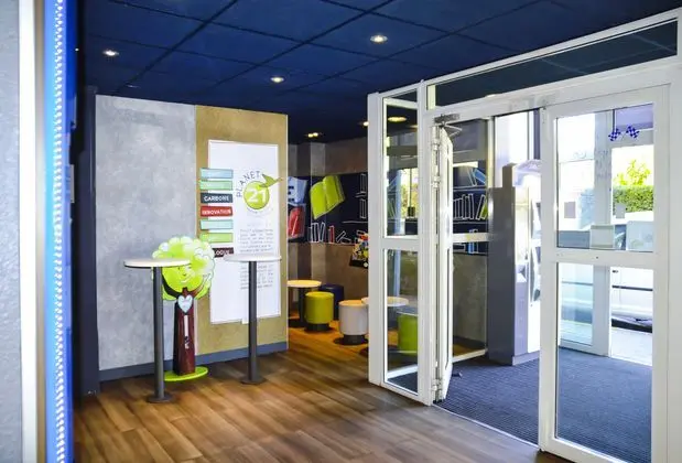 Ibis Budget Hyeres Centre Ville - Lobi