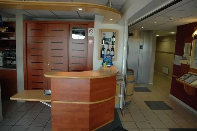 Ibis Budget Libourne - Lobi