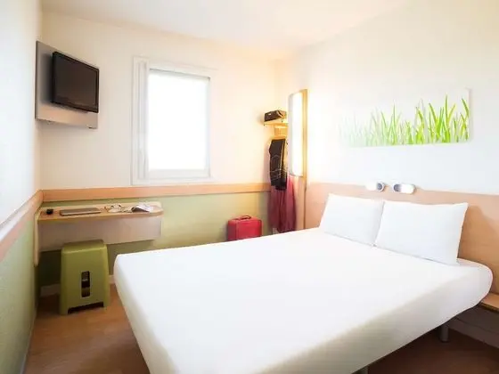 ibis budget Orly Chevilly Tram 7 - Öne Çıkan Resim