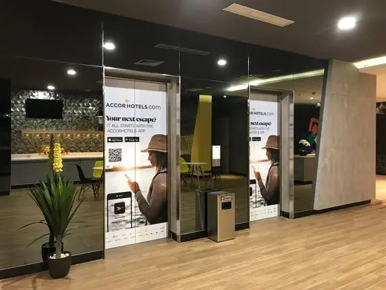 ibis budget Surabaya Diponegoro - Lobi