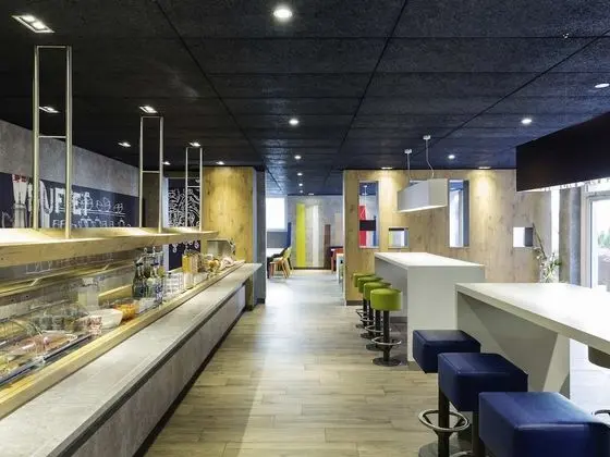 ibis budget Zurich Airport - Yerinde Yemek