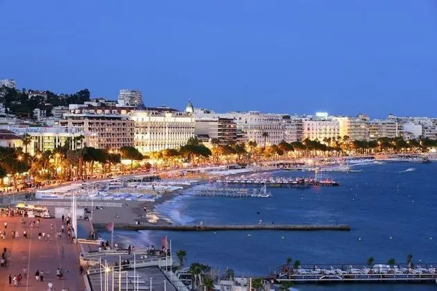 ibis Cannes Plage la Bocca
