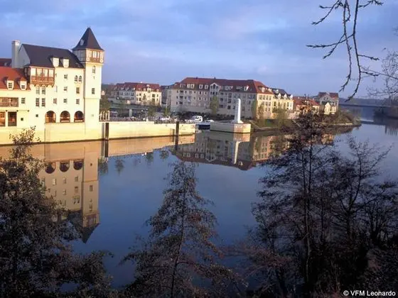 ibis Cergy Pontoise le Port
