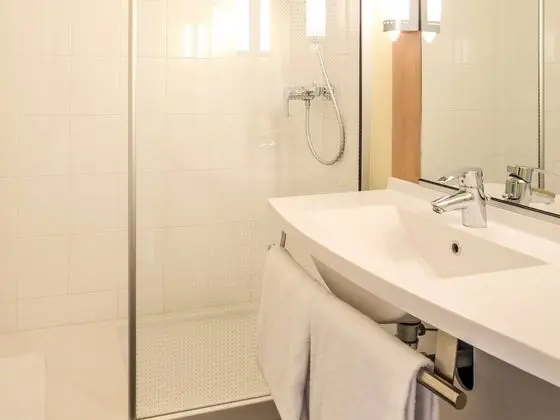 Ibis Chalons En Champagne - Oda