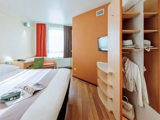 ibis Essen - Oda
