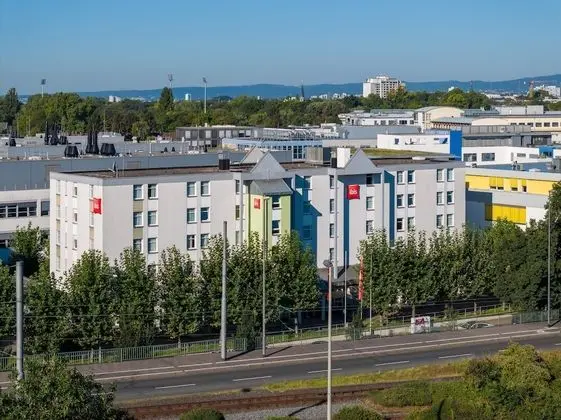 ibis Frankfurt Messe West - Dış Mekan