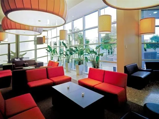 Ibis Glen Waverley - Bar