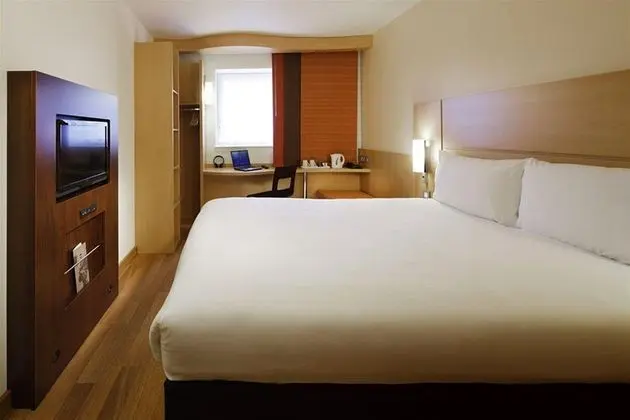 Ibis Gloucester