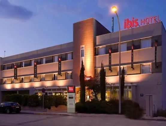Ibis Granada - 1
