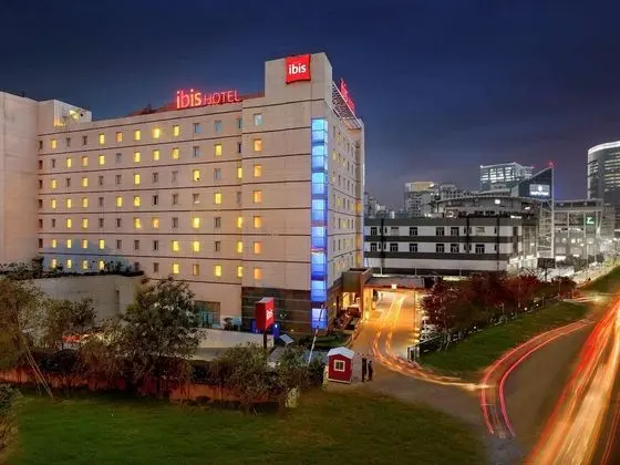 ibis Gurgaon Golf Course Road Hotel - Öne Çıkan Resim