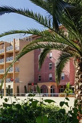 ibis Hyères Centre - Dış Mekan