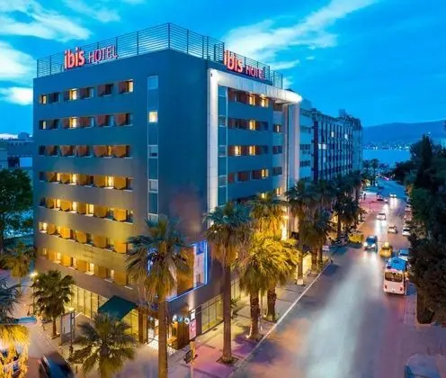 ibis İzmir Alsancak