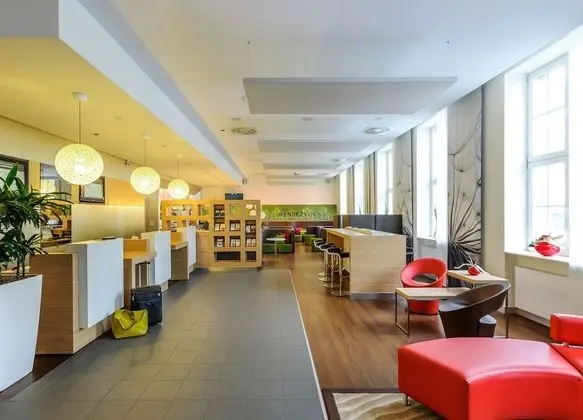 ibis Karlsruhe Hauptbahnhof - Lobi