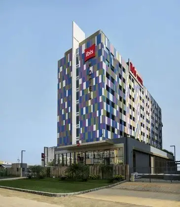 ibis Kolkata Rajarhat Hotel - Dış Mekan