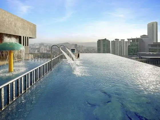 Ibis Kuala Lumpur City Centre Hotel - Havuz