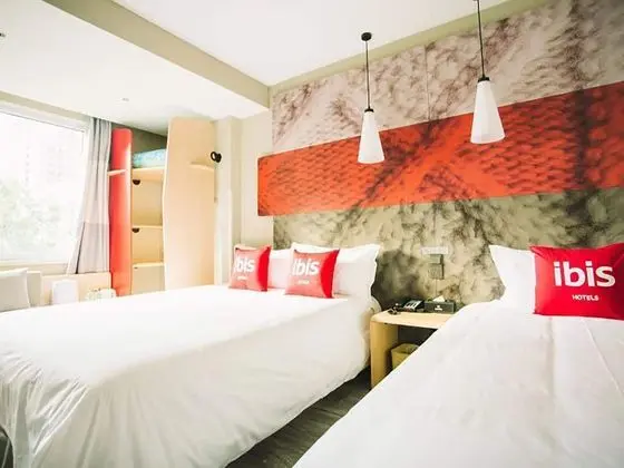 Ibis Lanzhou Xigu Yumen Street Hotel - Dış Mekan