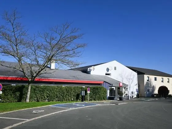 ibis Laval Le Relais d'Armor - Dış Mekan