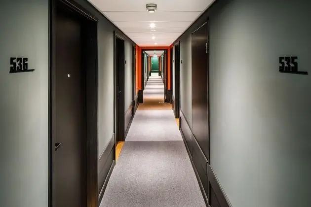 Ibis London Heathrow Terminal 5 - İç Mekan
