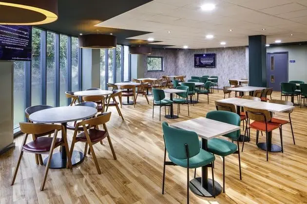 Ibis London Heathrow Terminal 5 - Yerinde Yemek