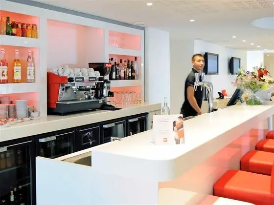Ibis Lyon Est Chaponnay - Bar