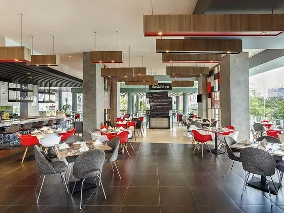 Ibis Manado City Center Blv - Bar