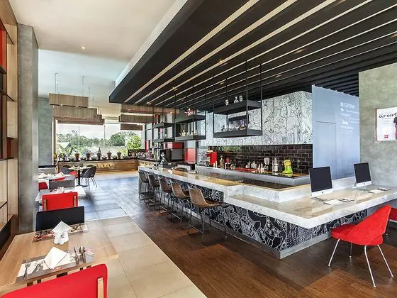 Ibis Manado City Center Blv - Yeme / İçme