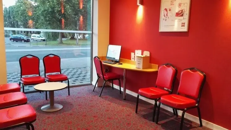ibis Maubeuge - Bar