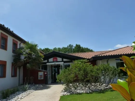 ibis Montauban - Dış Mekan
