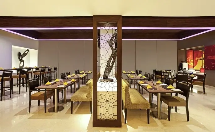 ibis Mumbai Airport Hotel - Yerinde Yemek