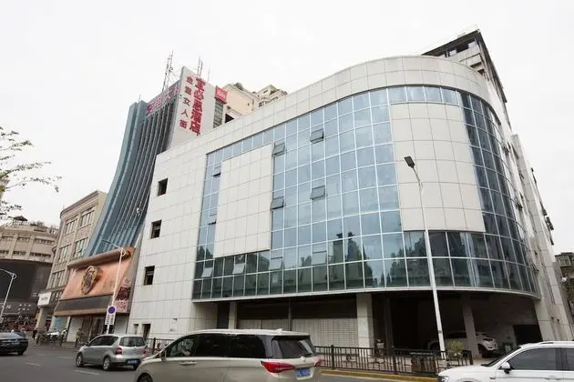 Ibis Nanchang Bayi Museum Metro Station Hotel Hotel - Dış Mekan