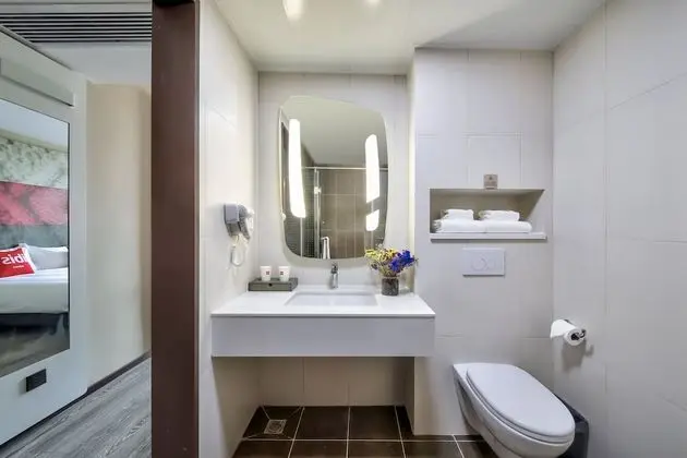 Ibis Nanjing Jiangbei Hongyang New Area Red Sun Plaza Hot - Banyo Tipleri