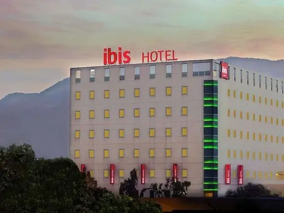 ibis Navi Mumbai Hotel - Dış Mekan