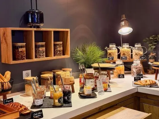 ibis Nimes Ouest - Dış Mekan
