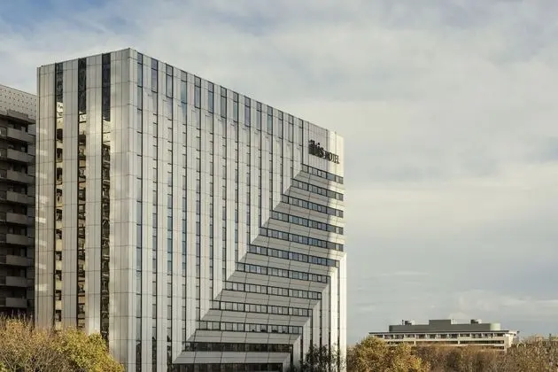 ibis Paris La Défense Esplanade - Dış Mekan