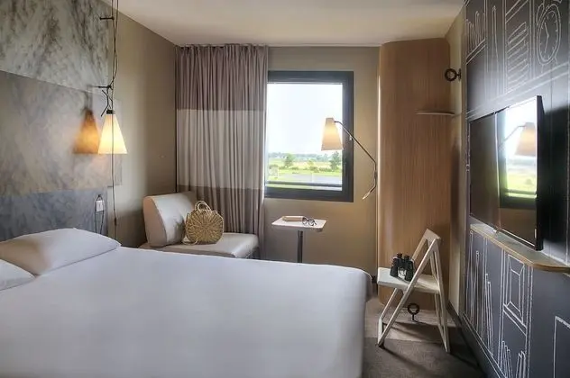 ibis Pontorson Baie du Mont-Saint-Michel