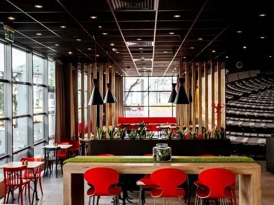 Ibis Poznan Stare Miasto - Dış Mekan