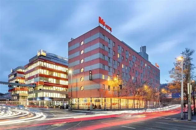 ibis Praha Mala Strana - Genel