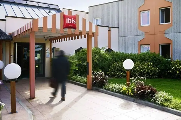 ibis Reims Tinqueux - Dış Mekan