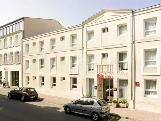 ibis Rochefort
