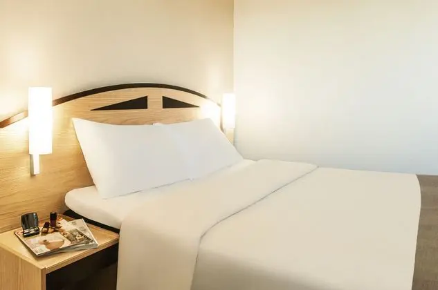ibis Rotherham East – (M18 / M1)
