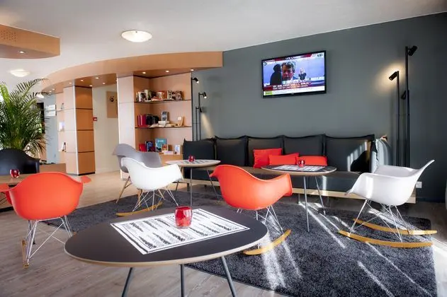 Ibis Saint-Herblain - Lobi