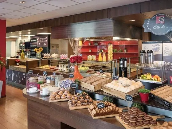 ibis Santiago Las Condes Manquehue Hotel - Yerinde Yemek