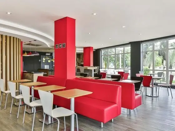 ibis Sao Jose dos Campos Colinas - Dış Mekan